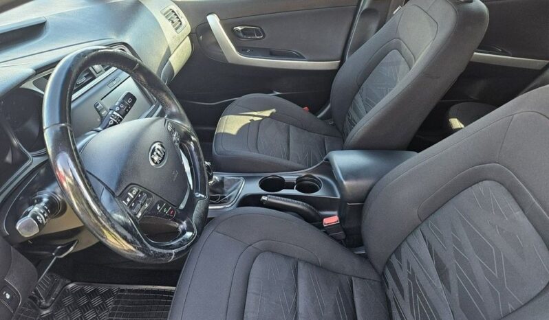 Kia Ceed full