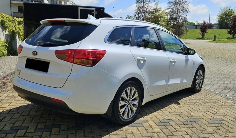 Kia Ceed full