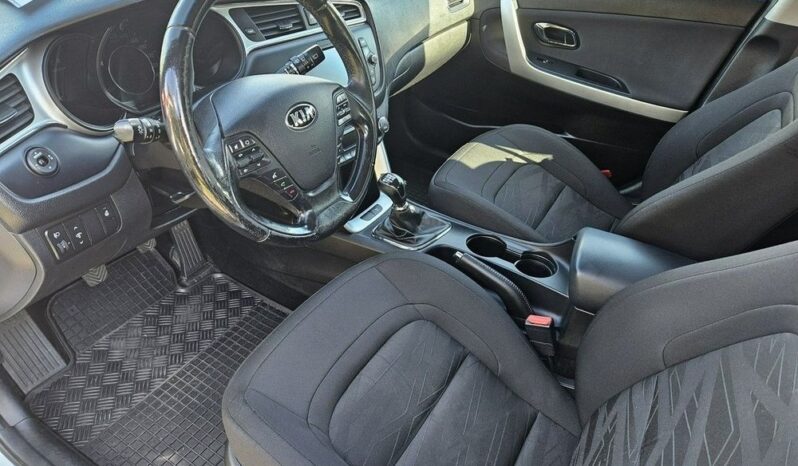 Kia Ceed full