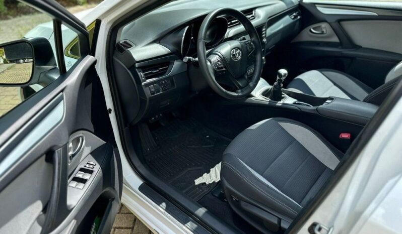 Toyota Avensis Touring Sports 1.8 Edition S+ full