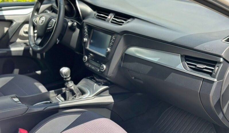 Toyota Avensis Touring Sports 1.8 Edition S+ full