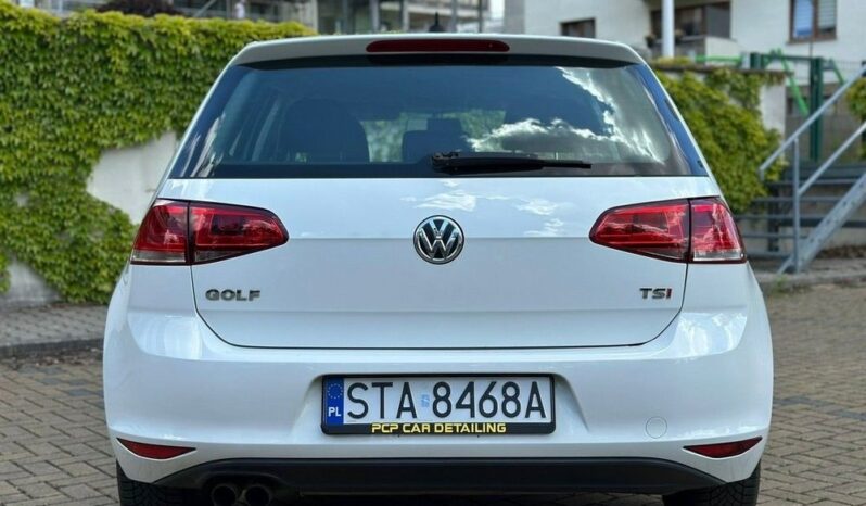 Volkswagen Golf full
