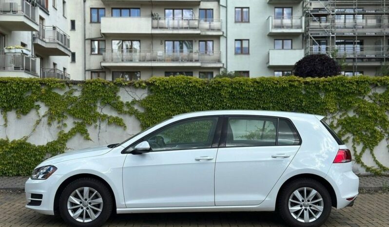 Volkswagen Golf full