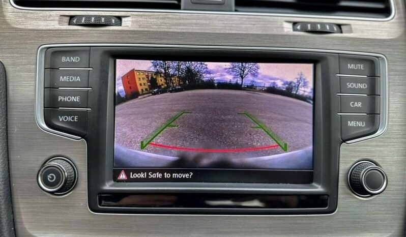 Volkswagen Golf full