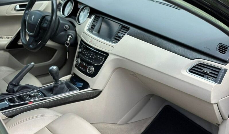 Peugeot 508 1.6 T Allure full