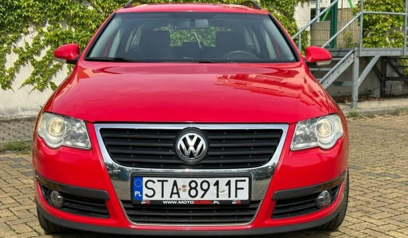 Volkswagen Passat full