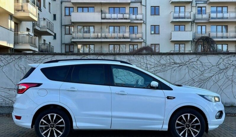 Ford Kuga full
