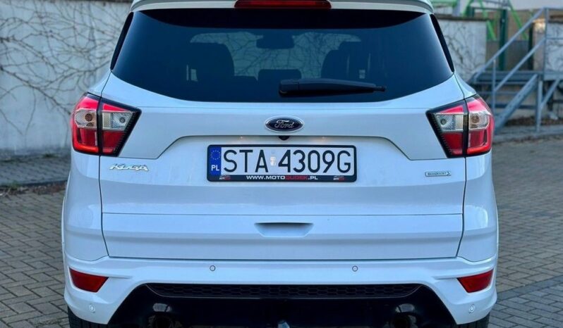Ford Kuga full