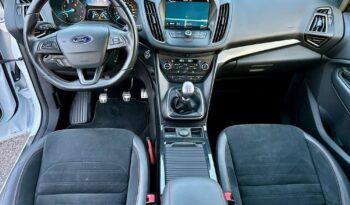 Ford Kuga full