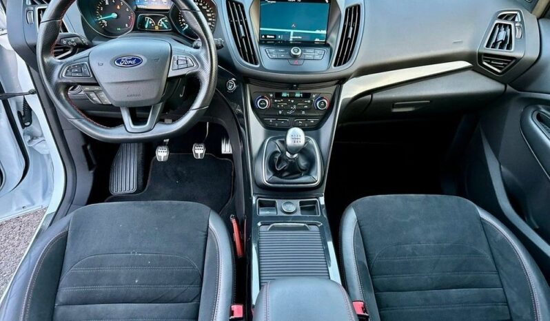 Ford Kuga full