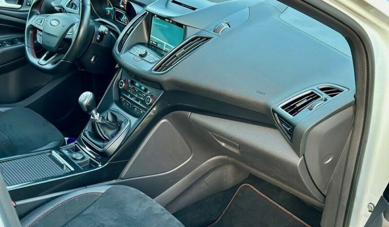 Ford Kuga full