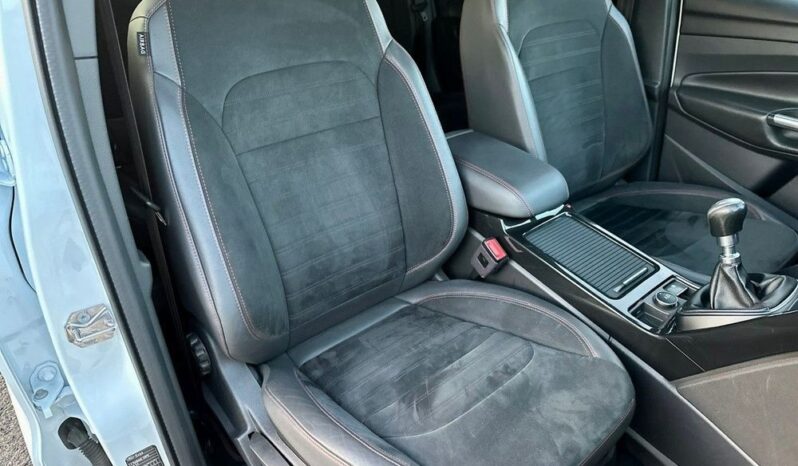 Ford Kuga full