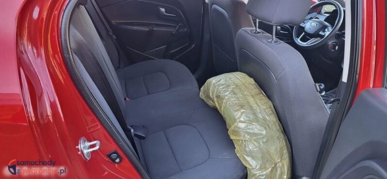 Kia Rio 1.2 M full