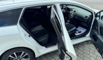 Toyota Avensis 2.0 D-4D Premium full