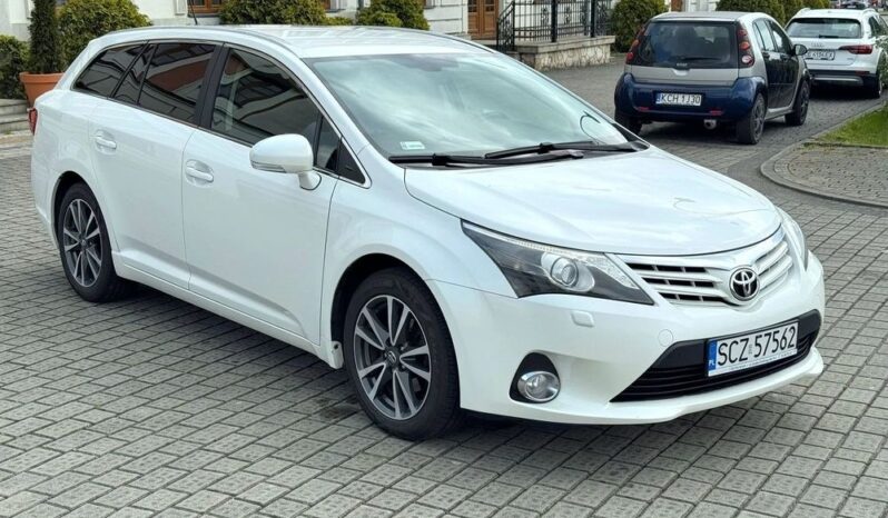 Toyota Avensis 2.0 D-4D Premium full