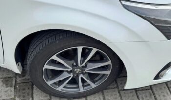 Toyota Avensis 2.0 D-4D Premium full
