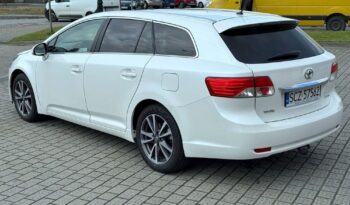 Toyota Avensis 2.0 D-4D Premium full