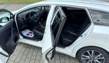 Toyota Avensis 2.0 D-4D Premium full