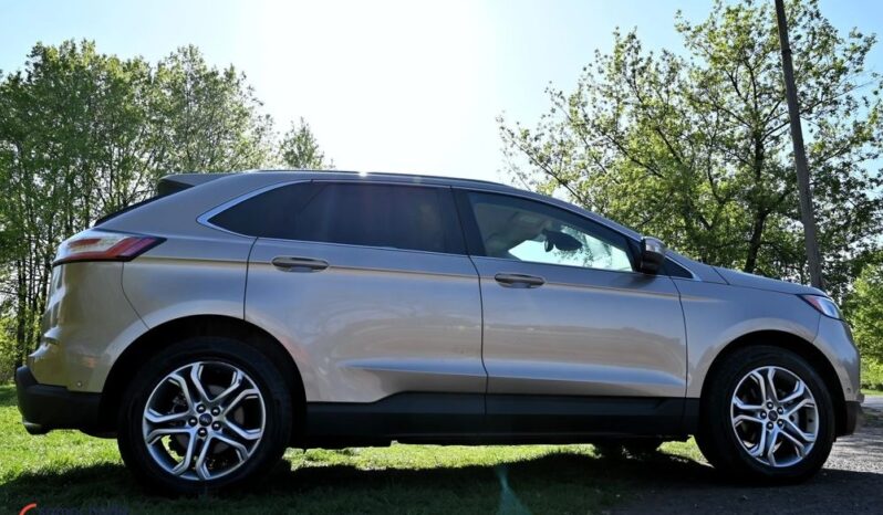 Ford Edge full
