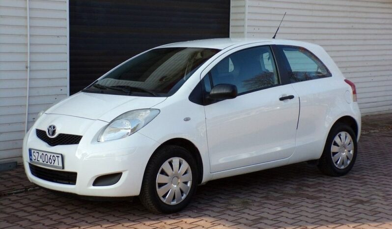 Toyota Yaris full