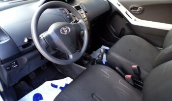 Toyota Yaris full