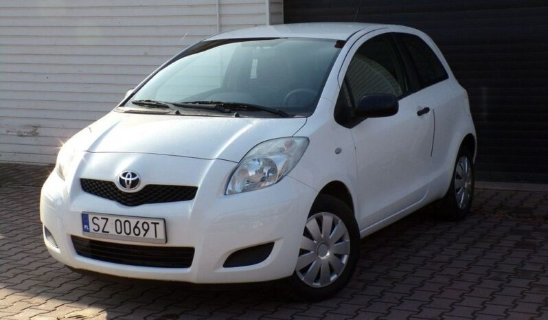 Toyota Yaris full
