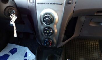 Toyota Yaris full