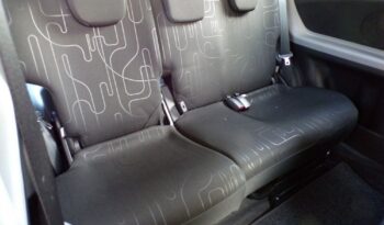 Toyota Yaris full