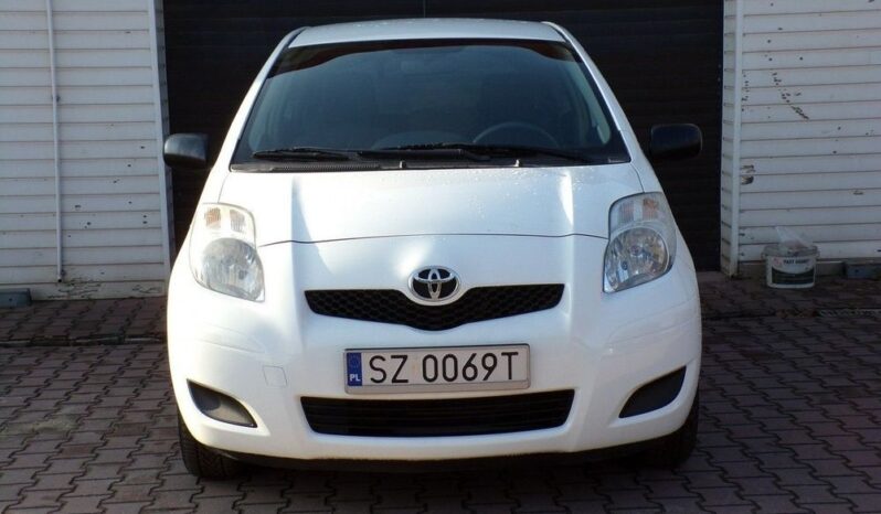 Toyota Yaris full