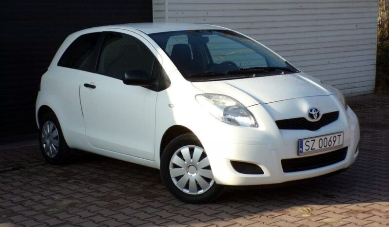 Toyota Yaris full