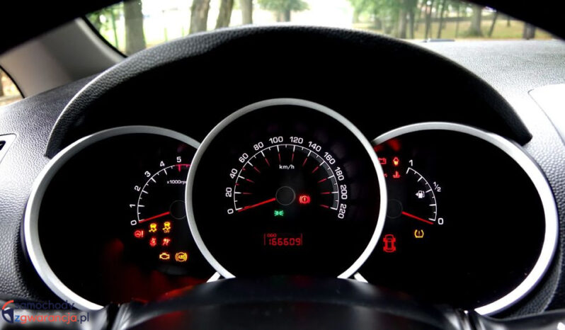 Kia Venga 1.6 CRDi 128 Platinum Edition full