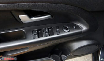 Kia Venga 1.6 CRDi 128 Platinum Edition full
