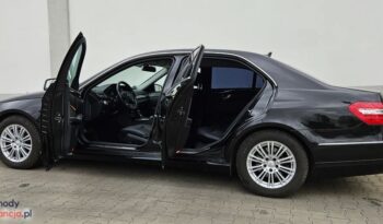 Mercedes-Benz Klasa E full