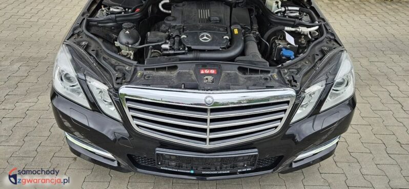 Mercedes-Benz Klasa E full