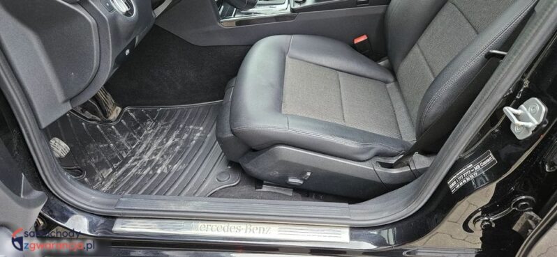 Mercedes-Benz Klasa E full
