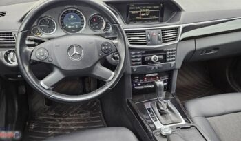 Mercedes-Benz Klasa E full