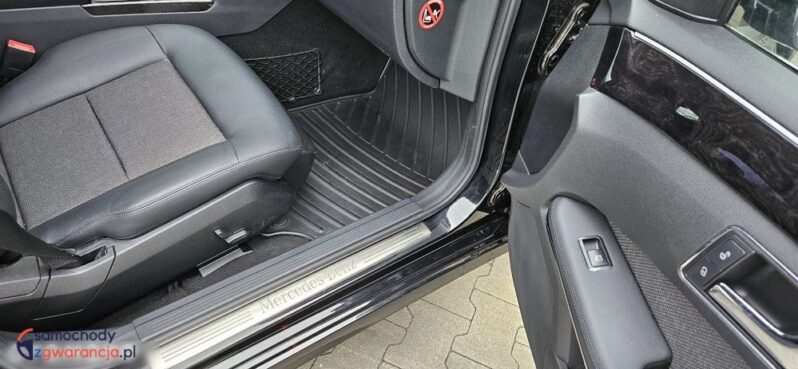 Mercedes-Benz Klasa E full