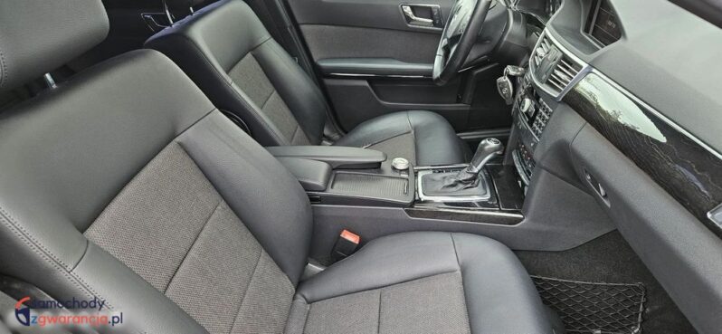 Mercedes-Benz Klasa E full