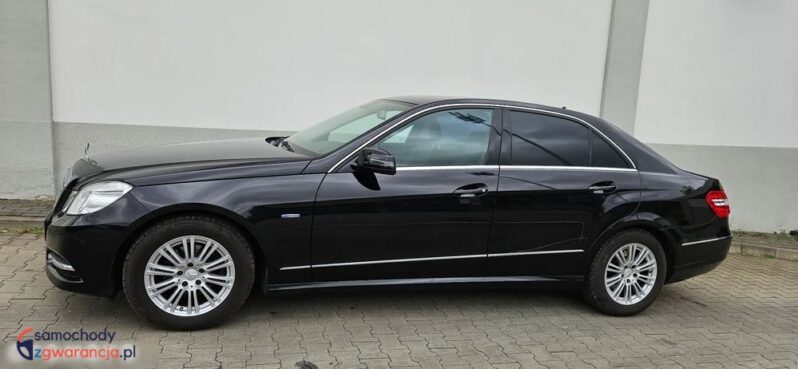 Mercedes-Benz Klasa E full