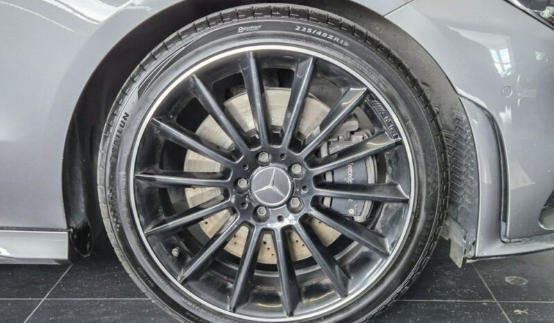 Mercedes-Benz CLA 250 Shooting Brake 7G-DCT AMG Line full