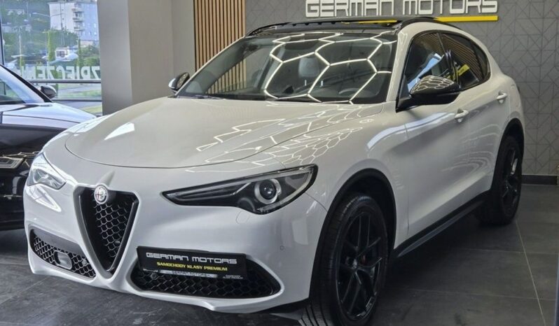 Alfa Romeo Stelvio 2.0 Turbo Sprint Q4 full