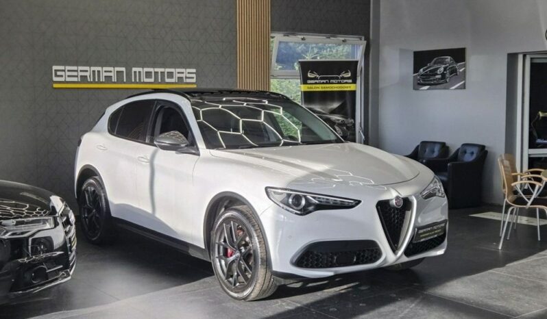 Alfa Romeo Stelvio 2.0 Turbo Sprint Q4 full