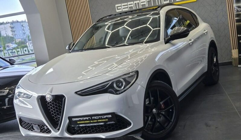 Alfa Romeo Stelvio 2.0 Turbo Sprint Q4 full
