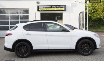Alfa Romeo Stelvio 2.0 Turbo Sprint Q4 full