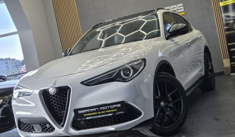 Alfa Romeo Stelvio 2.0 Turbo Sprint Q4 full