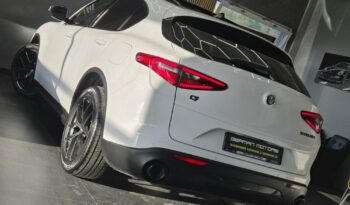 Alfa Romeo Stelvio 2.0 Turbo Sprint Q4 full