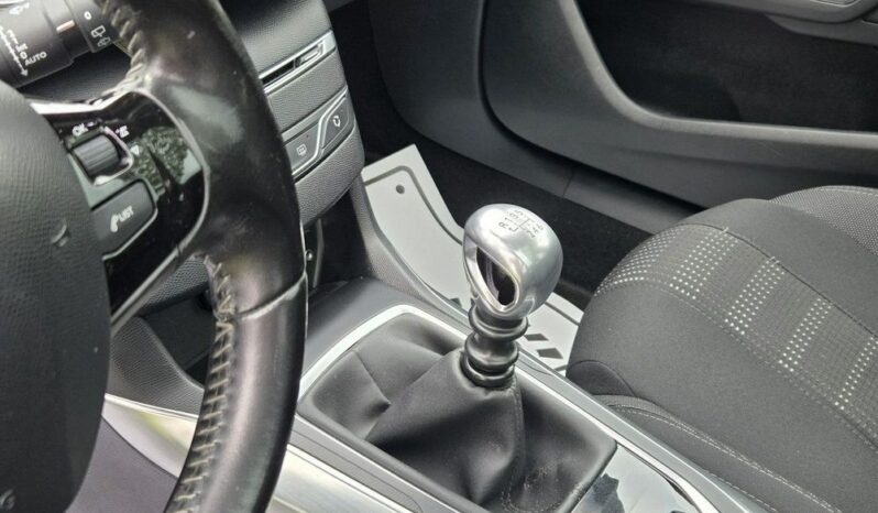 Peugeot 308 full