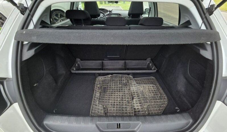 Peugeot 308 full