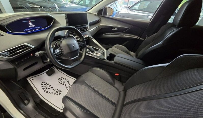 Peugeot 3008 full
