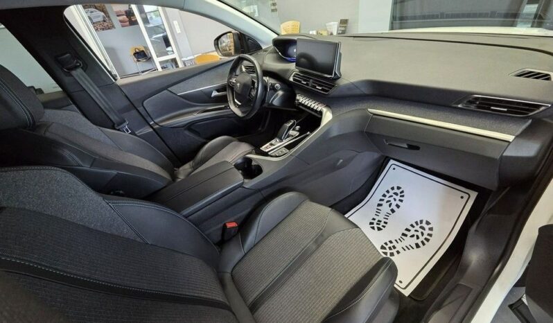 Peugeot 3008 full